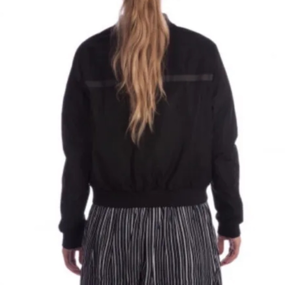 Nike Bonded Bomber Jacket in Black - Picture 7 of 13